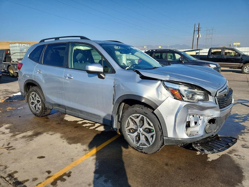 2021 SUBARU FORESTER PREMIUM 4