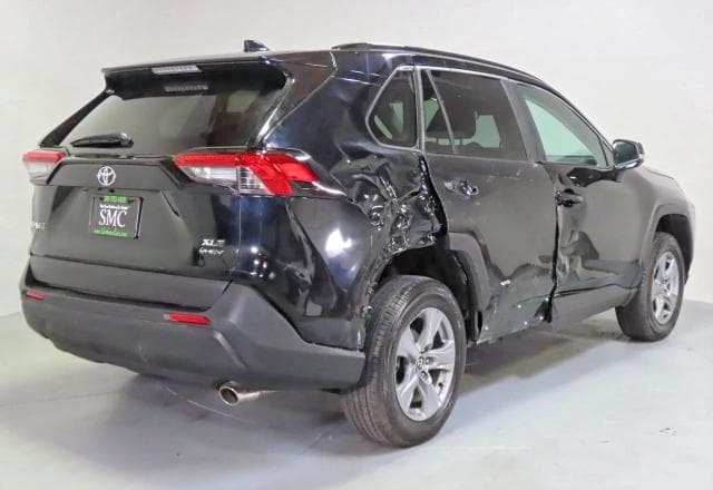 2025 TOYOTA RAV4 HYBRID XLE 3