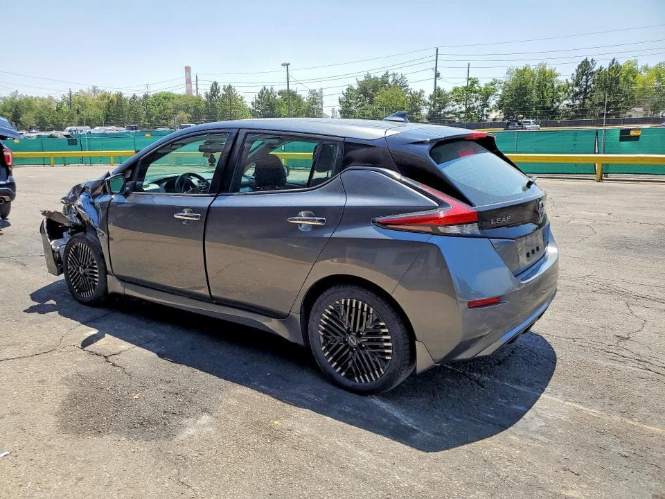 2025 NISSAN LEAF SV PLUS 2