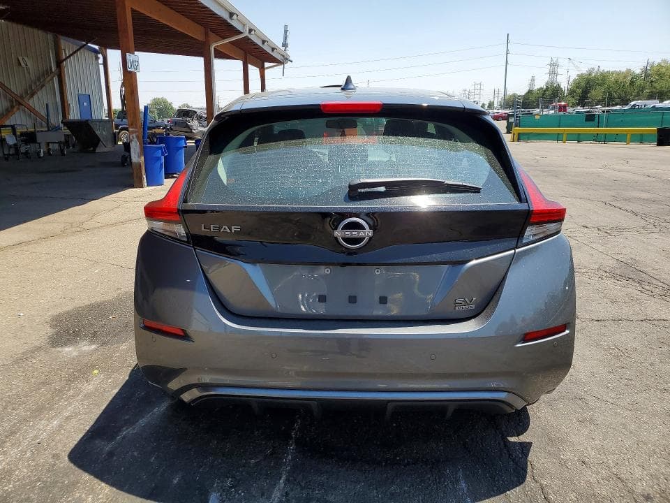 2025 NISSAN LEAF SV PLUS 6