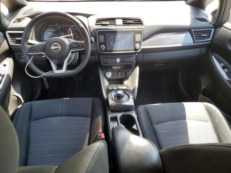 2025 NISSAN LEAF SV PLUS 8