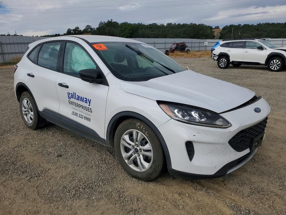 2020 FORD ESCAPE S 4