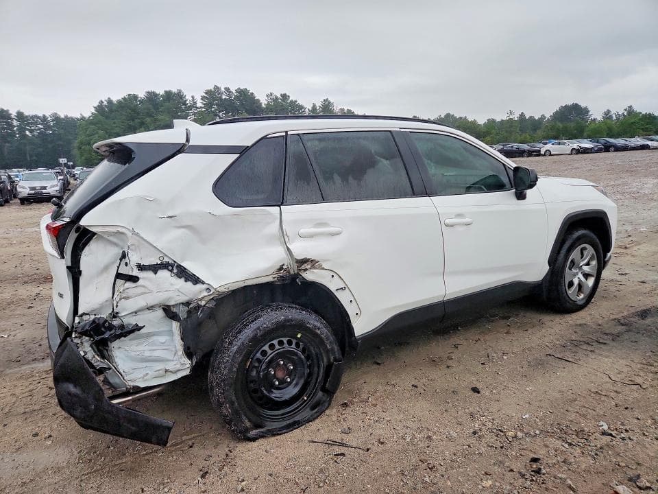 2019 TOYOTA RAV4 LE 3