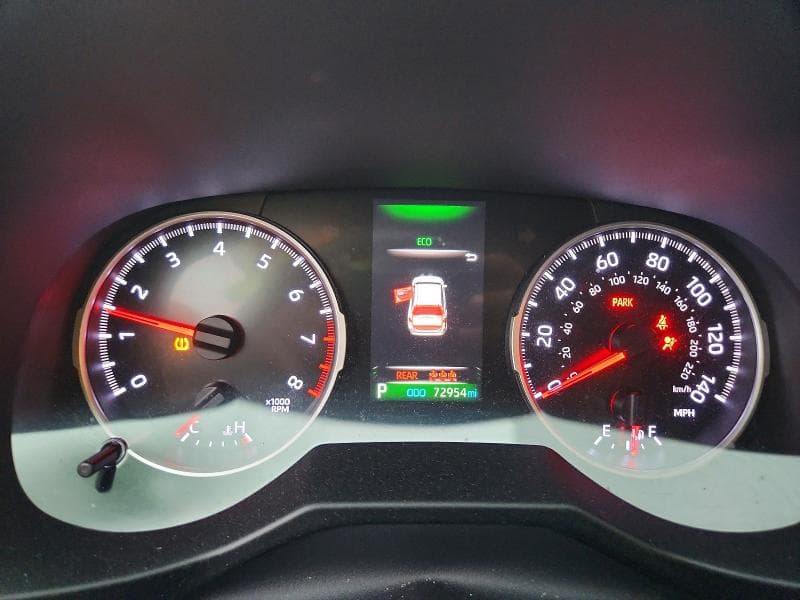 2019 TOYOTA RAV4 LE 9