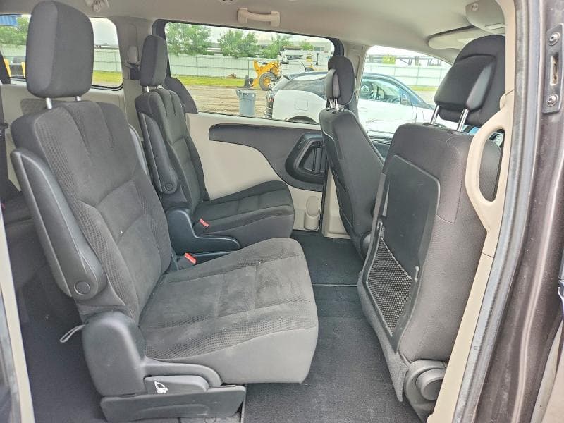 2018 DODGE GRAND CARAVAN SE 11