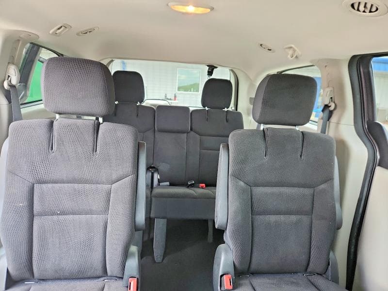 2018 DODGE GRAND CARAVAN SE 10