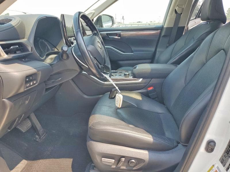 2021 TOYOTA HIGHLANDER LIMITED 7