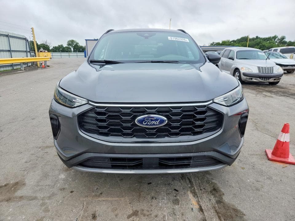2025 FORD ESCAPE ST LINE 5