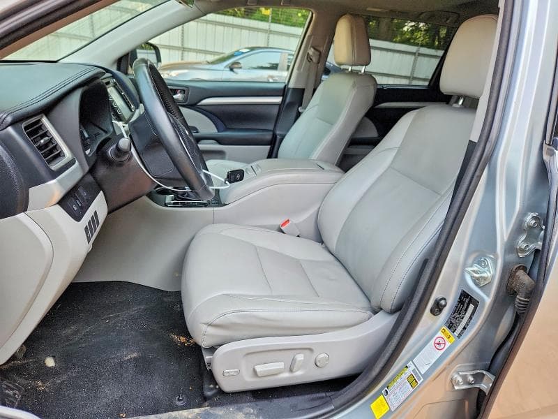 2018 TOYOTA HIGHLANDER XLE 7