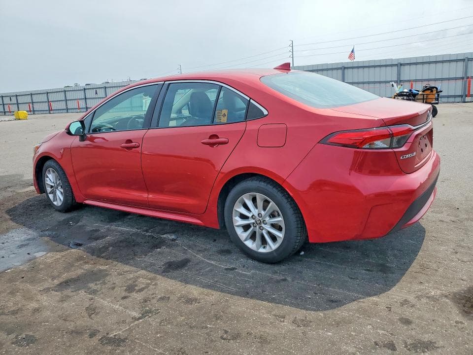 2020 TOYOTA COROLLA XLE 2
