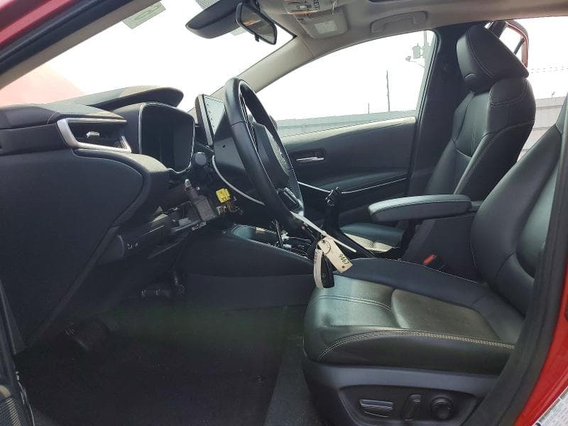 2020 TOYOTA COROLLA XLE 7