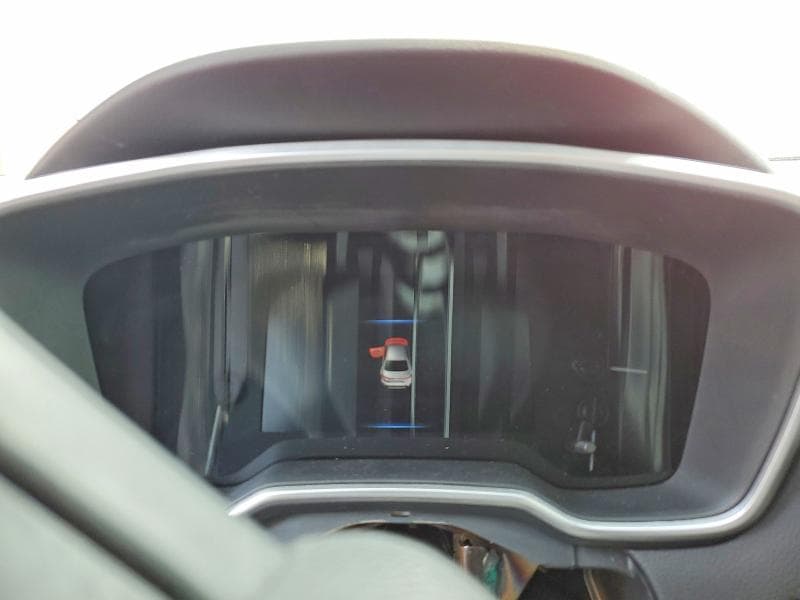 2020 TOYOTA COROLLA XLE 9