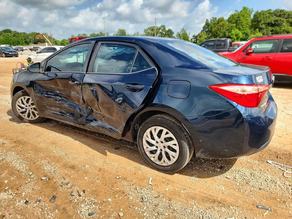 2018 TOYOTA COROLLA LE 2