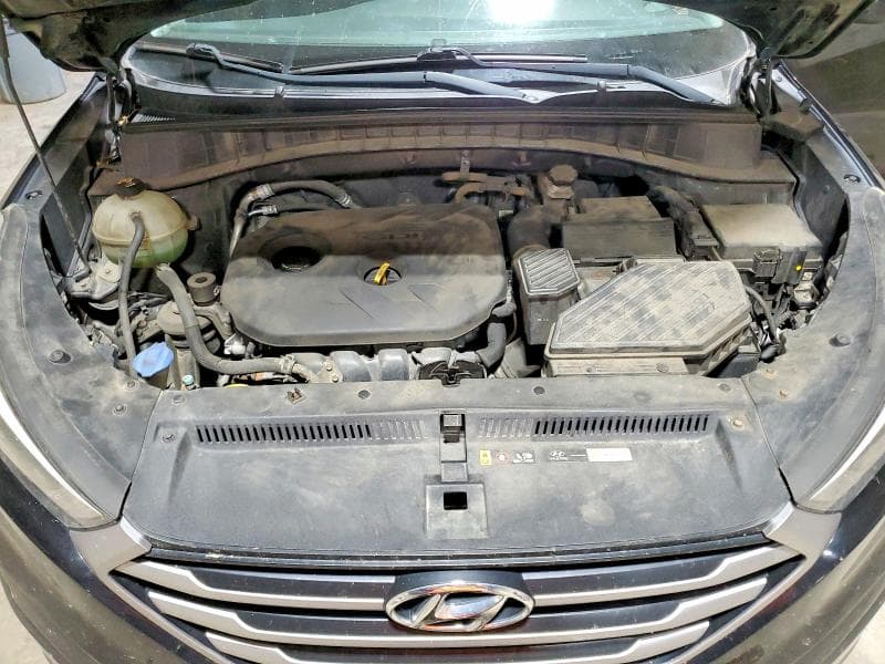 2017 HYUNDAI TUCSON SE 12