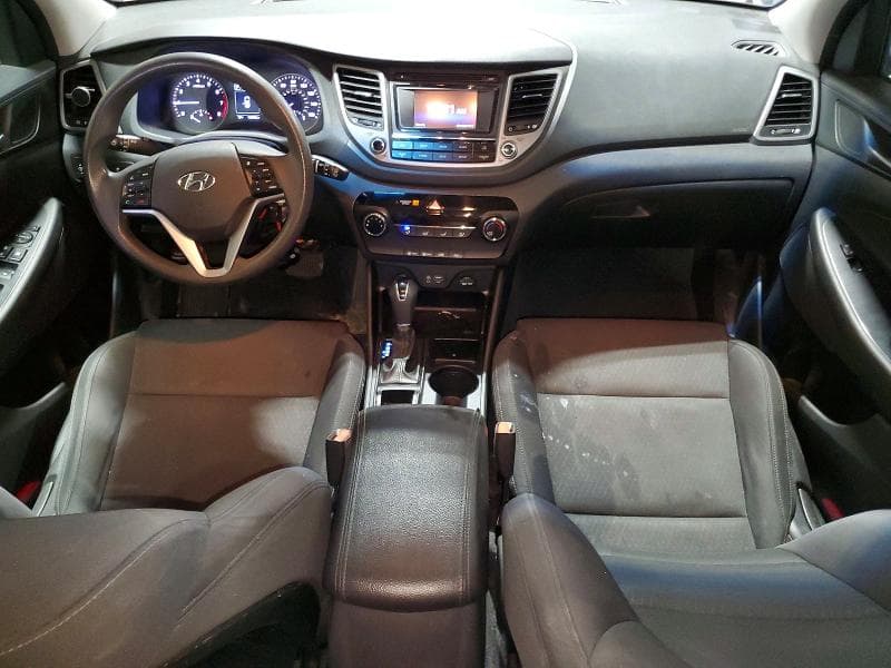 2017 HYUNDAI TUCSON SE 8