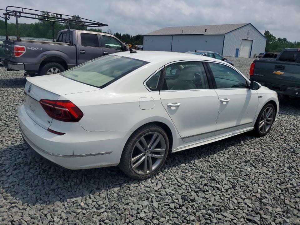 2017 VOLKSWAGEN PASSAT R-LINE R-LINE 3
