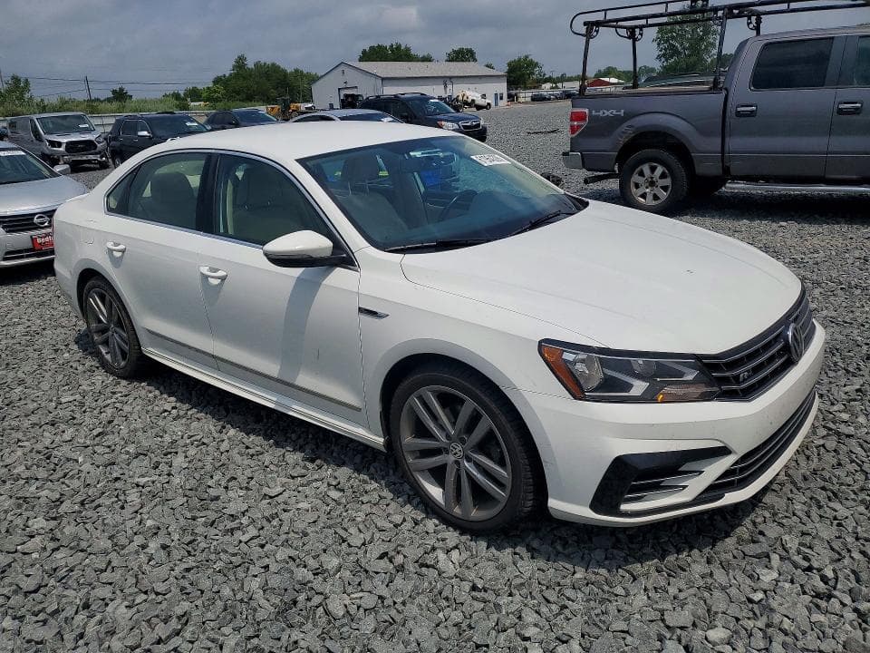 2017 VOLKSWAGEN PASSAT R-LINE R-LINE 4