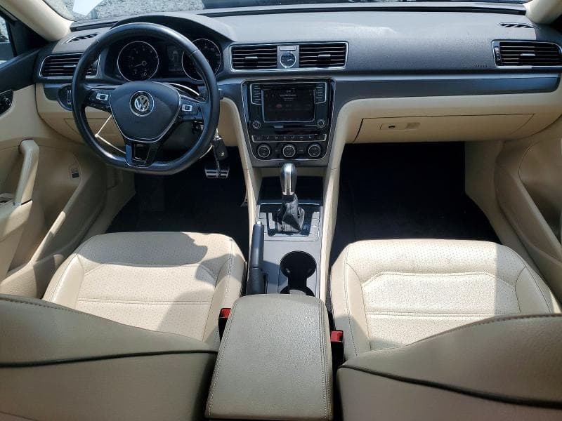 2017 VOLKSWAGEN PASSAT R-LINE R-LINE 8