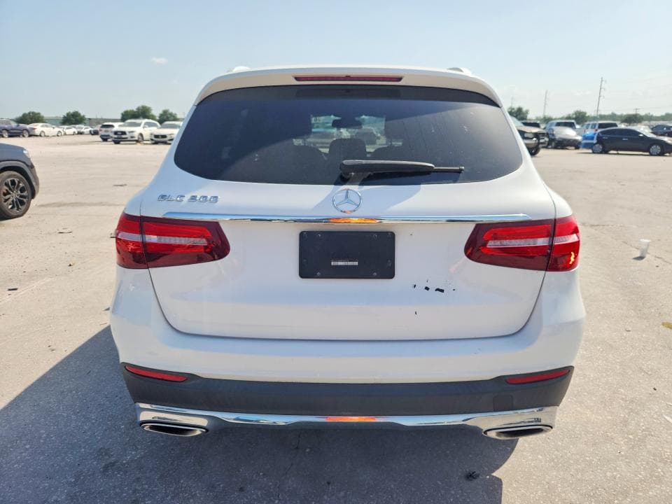 2019 MERCEDES-BENZ GLC 300 6
