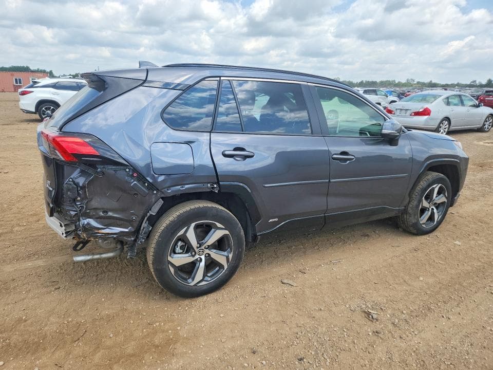 2025 TOYOTA RAV4 SE 3