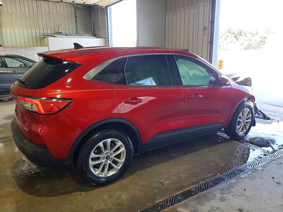 2021 FORD ESCAPE SE 3