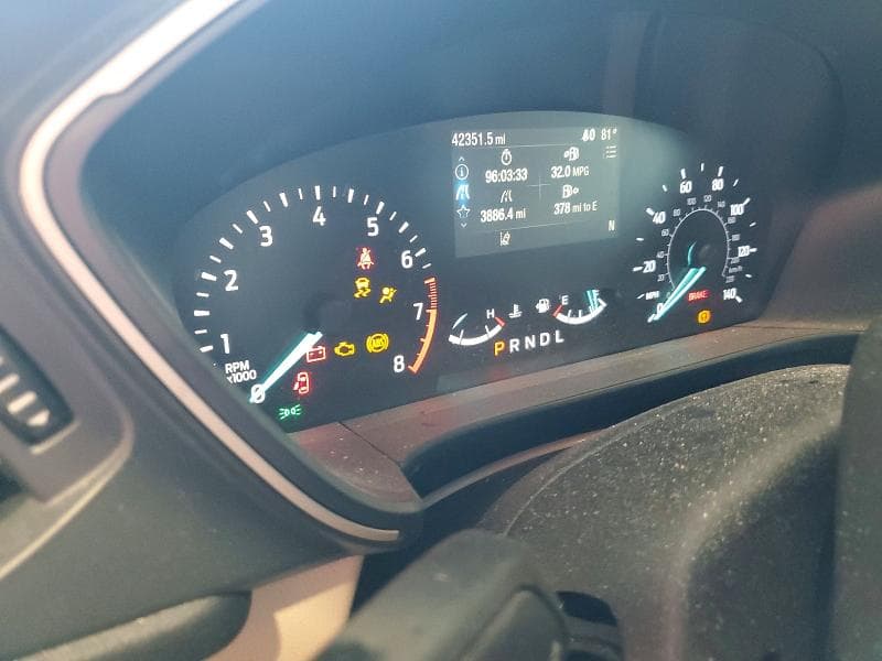 2021 FORD ESCAPE SE 9