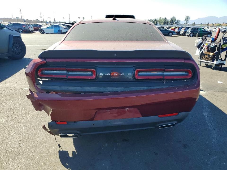 2018 DODGE CHALLENGER SXT 6
