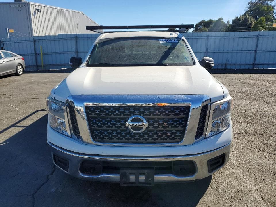 2017 NISSAN TITAN S S 5