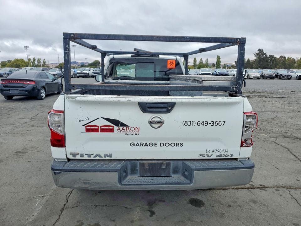 2017 NISSAN TITAN S S 6