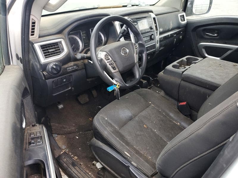 2017 NISSAN TITAN S S 8