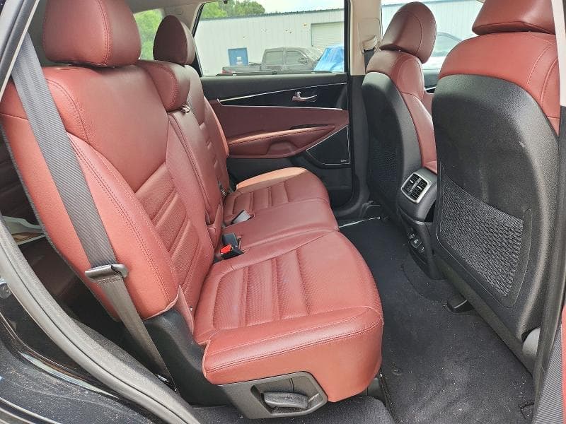 2017 KIA SORENTO SX V6 11