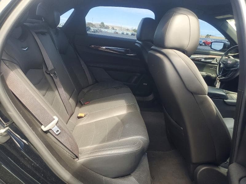 2017 CADILLAC CT6 10