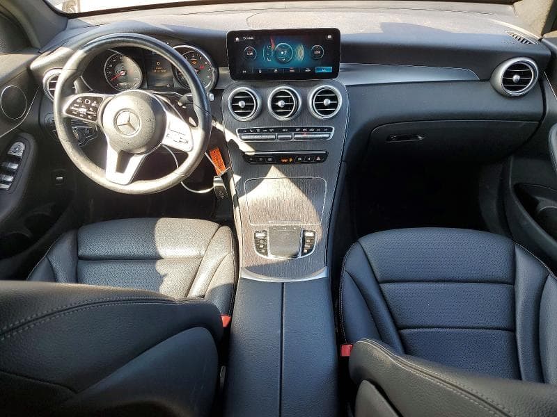 2021 MERCEDES-BENZ GLC 300 4MATIC 8