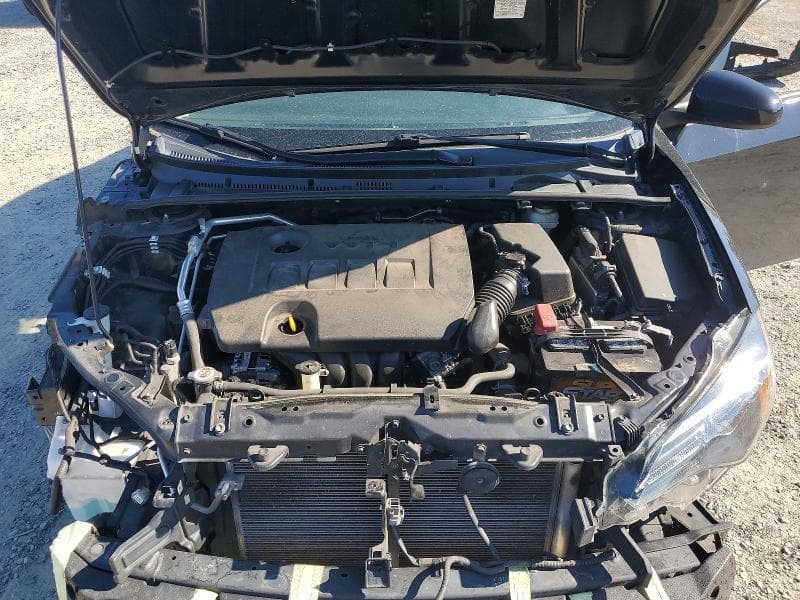 2018 TOYOTA COROLLA LE 11