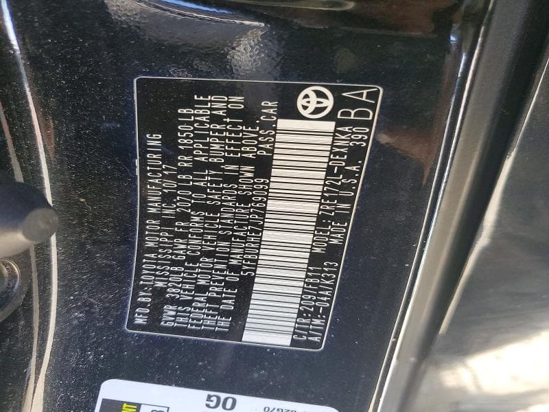 2018 TOYOTA COROLLA LE 13