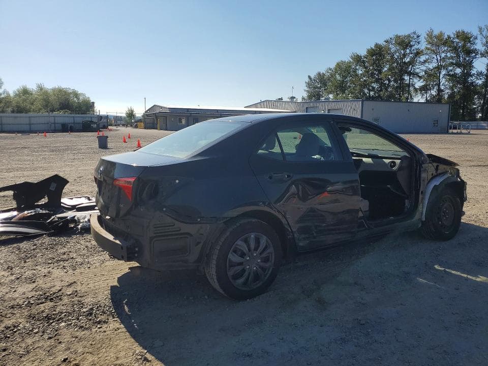 2018 TOYOTA COROLLA LE 3
