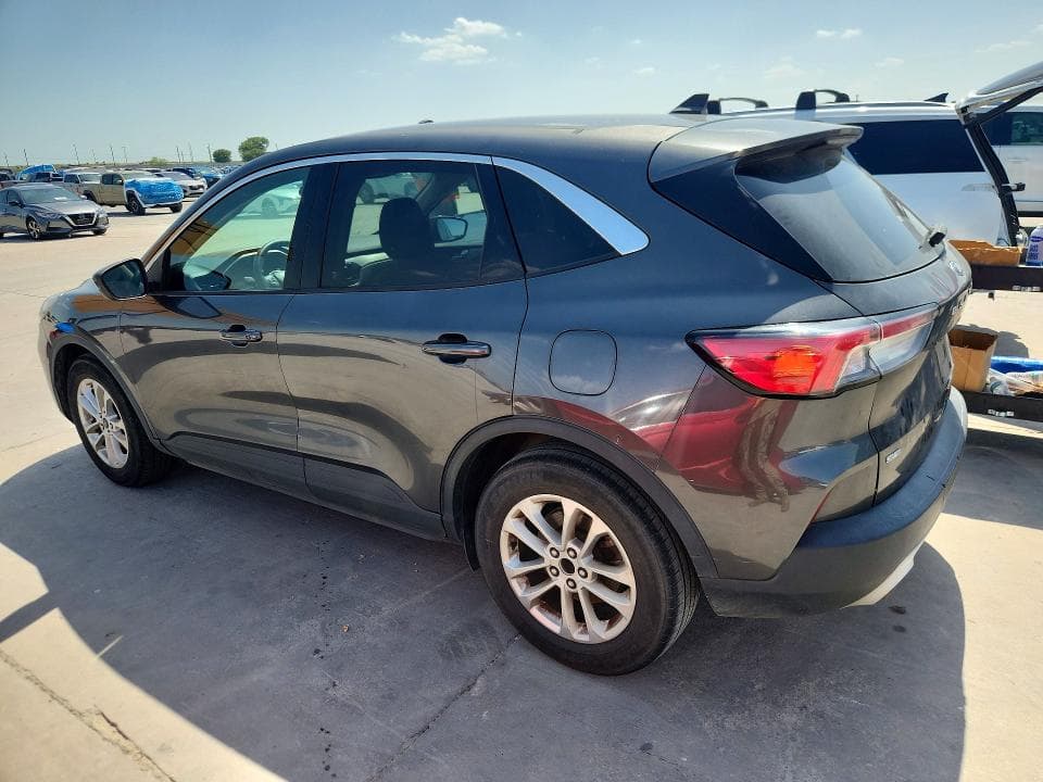 2020 FORD ESCAPE SE 2