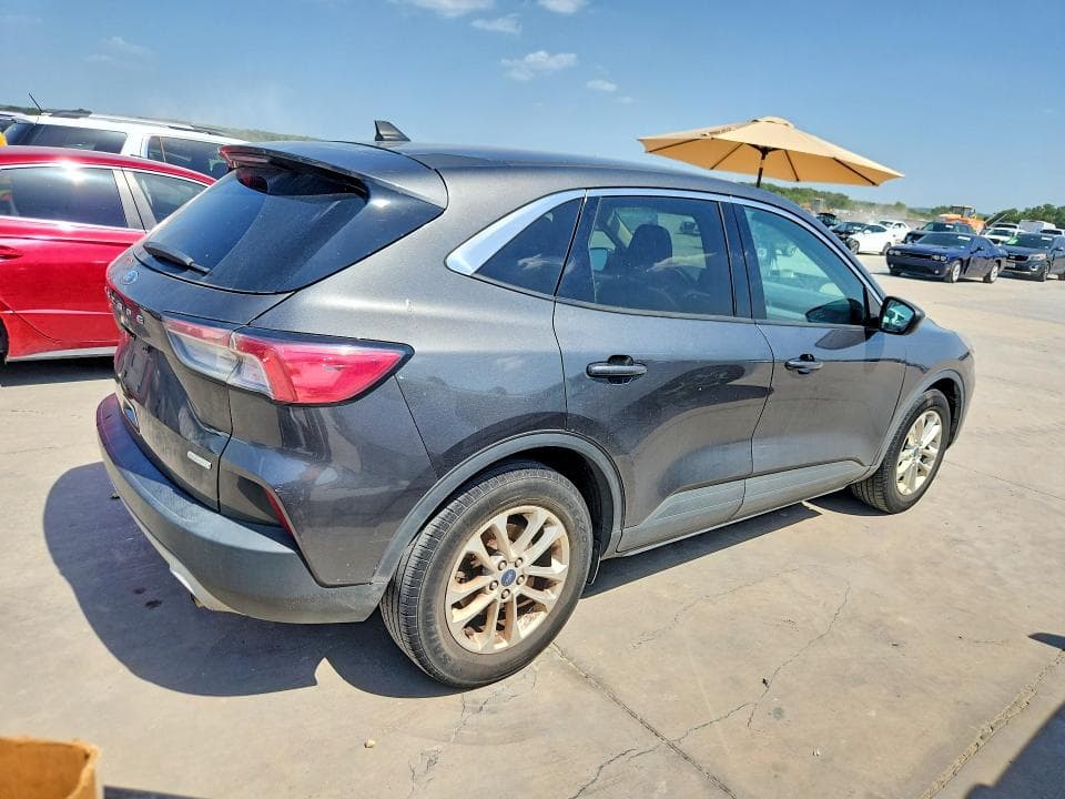 2020 FORD ESCAPE SE 3