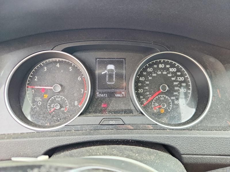 2018 VOLKSWAGEN GOLF S 9