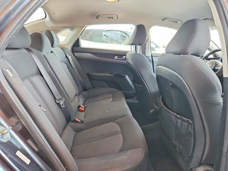 2023 KIA K5 LXS 10