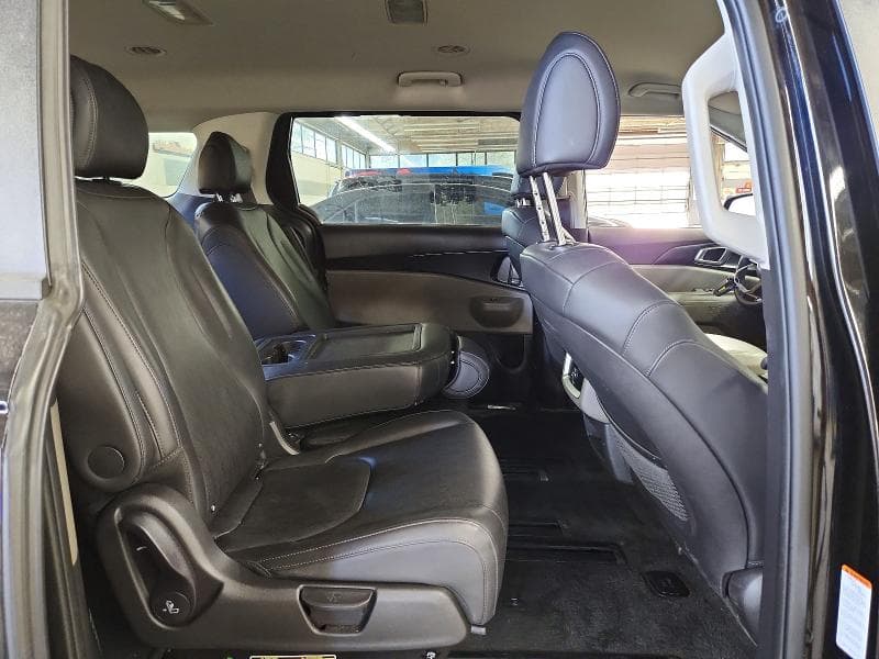 2026 KIA CARNIVAL LXS 11