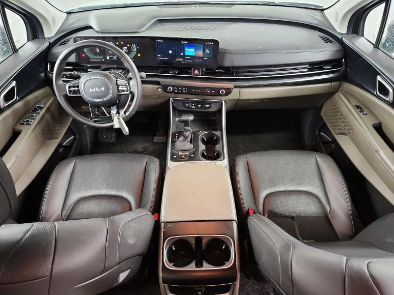 2026 KIA CARNIVAL LXS 8