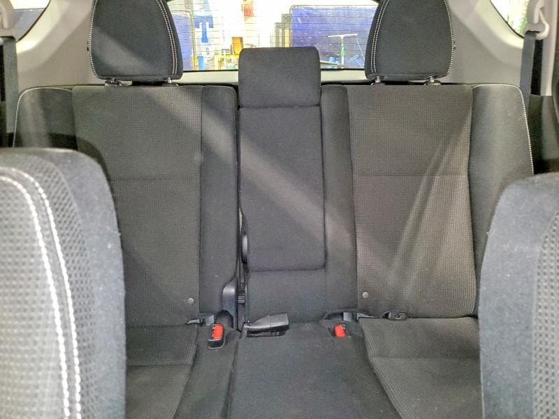 2017 TOYOTA RAV4 XLE 10