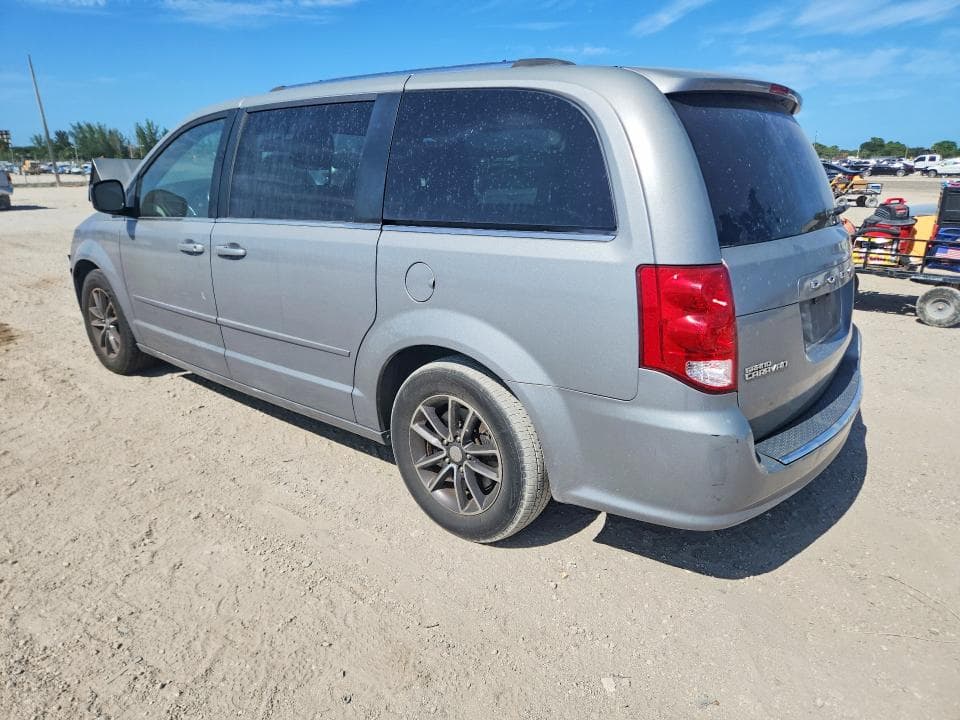 2017 DODGE GRAND CARAVAN SXT 2