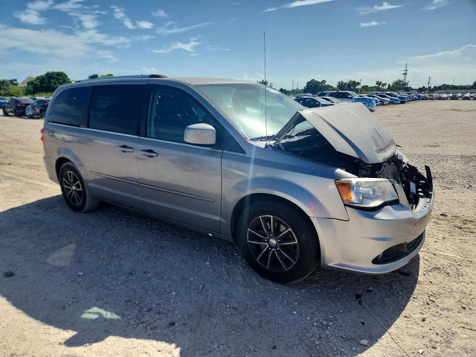 2017 DODGE GRAND CARAVAN SXT 4