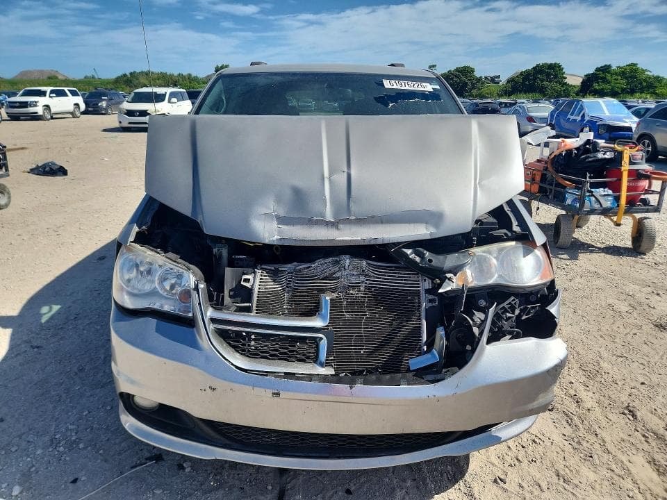 2017 DODGE GRAND CARAVAN SXT 5