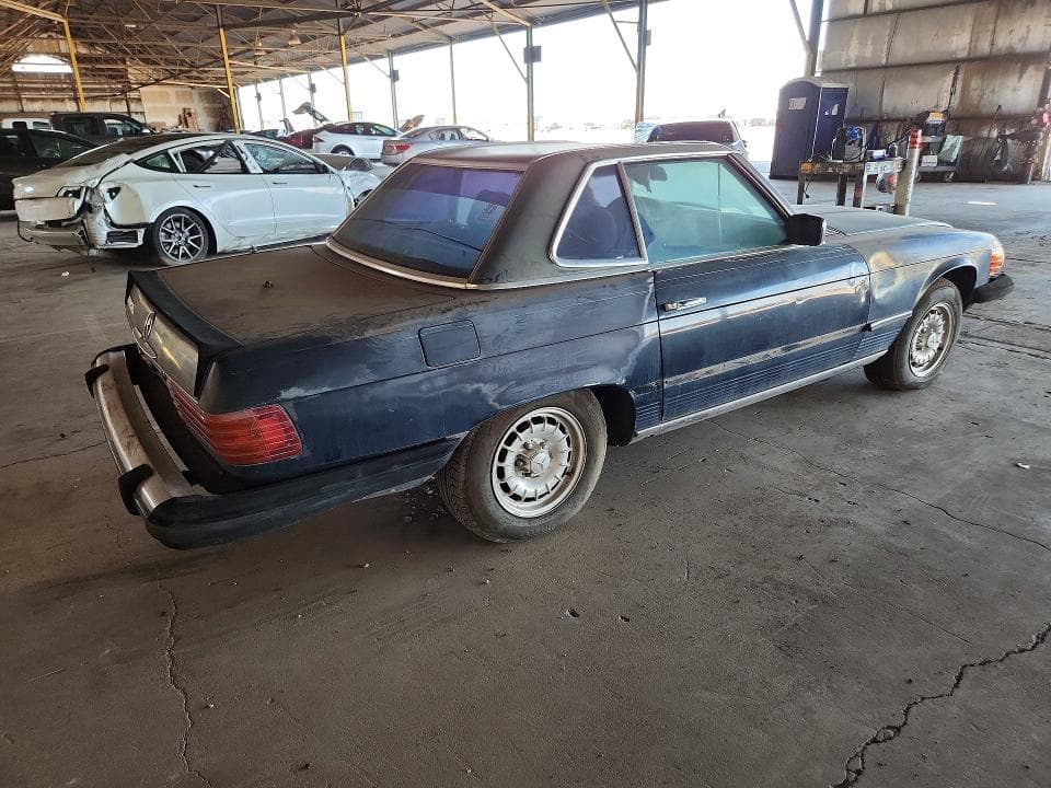 1983 MERCEDES-BENZ 380 SL 3