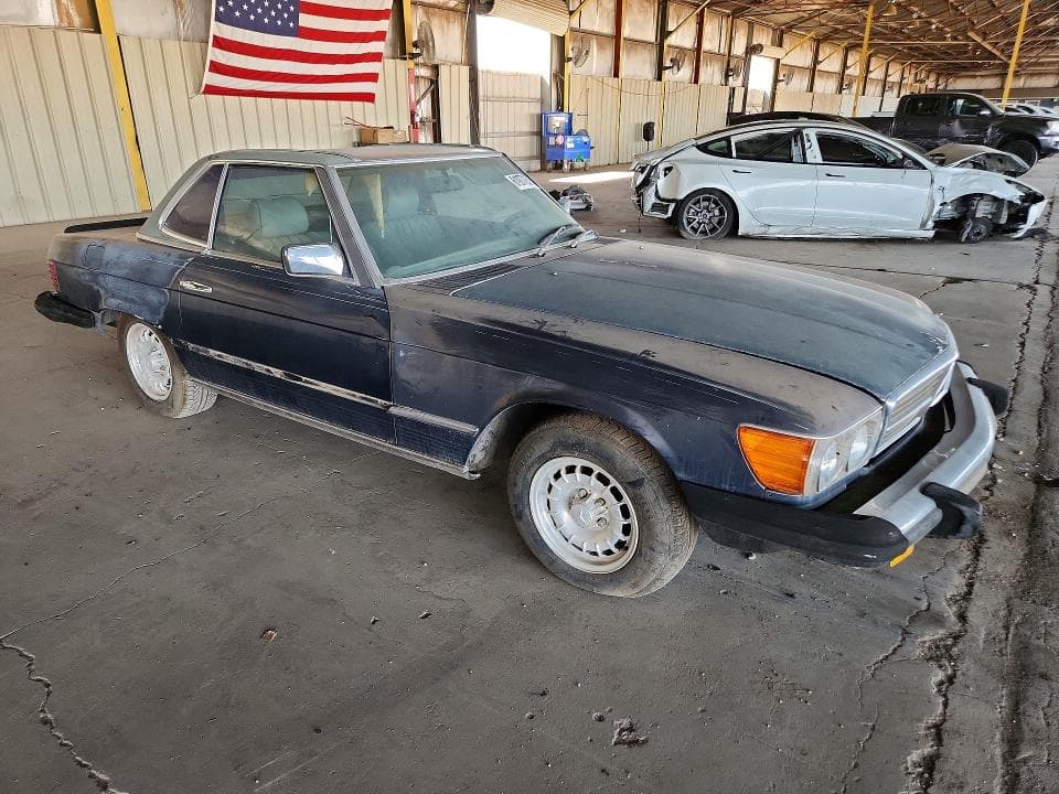 1983 MERCEDES-BENZ 380 SL 4