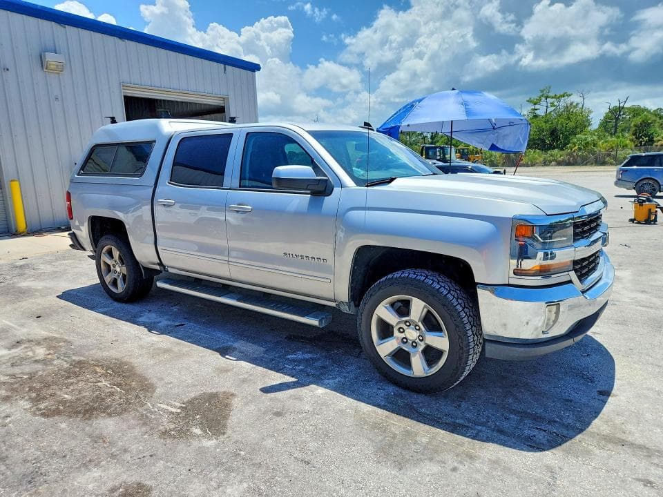 2017 CHEVROLET SILVERADO C1500 LT 4