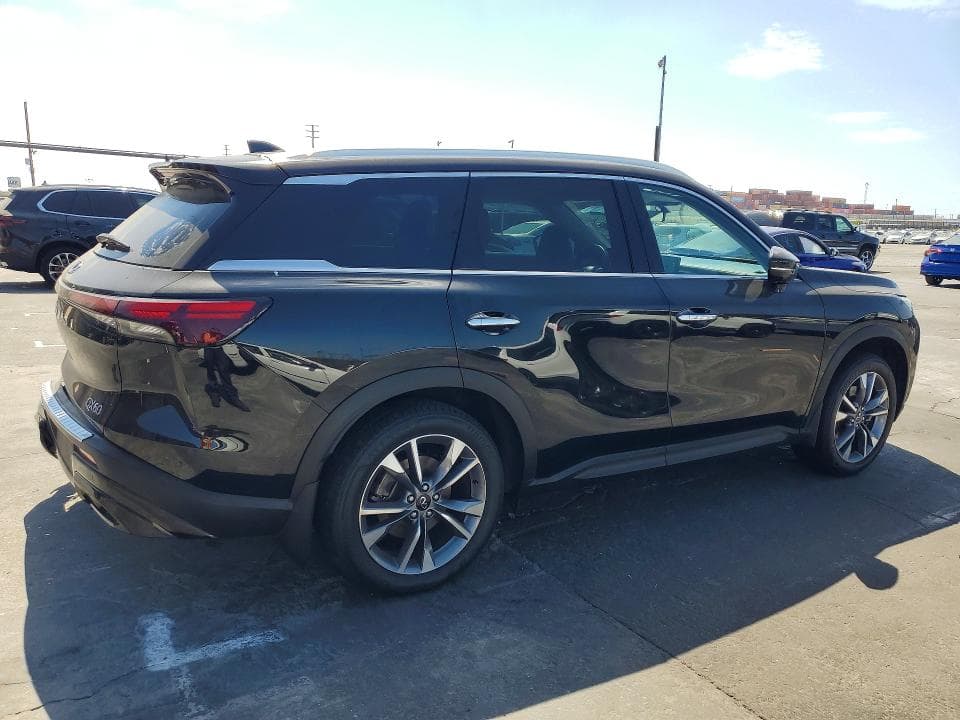 2024 INFINITI QX60 LUXE 3